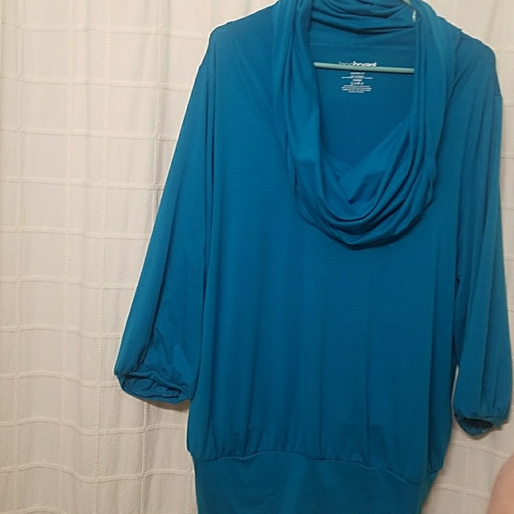 Cowl neck top